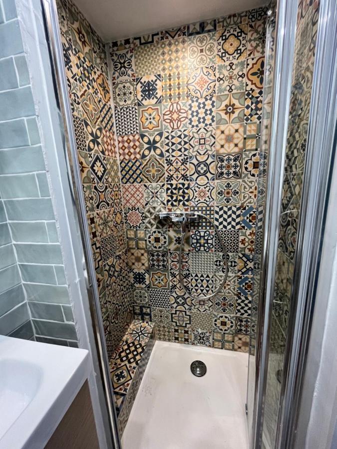 טולון Superbe Appartement Au Coeur Du Mourillon Refais A Neuf Proche Des Plage מראה חיצוני תמונה