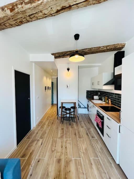 טולון Superbe Appartement Au Coeur Du Mourillon Refais A Neuf Proche Des Plage מראה חיצוני תמונה